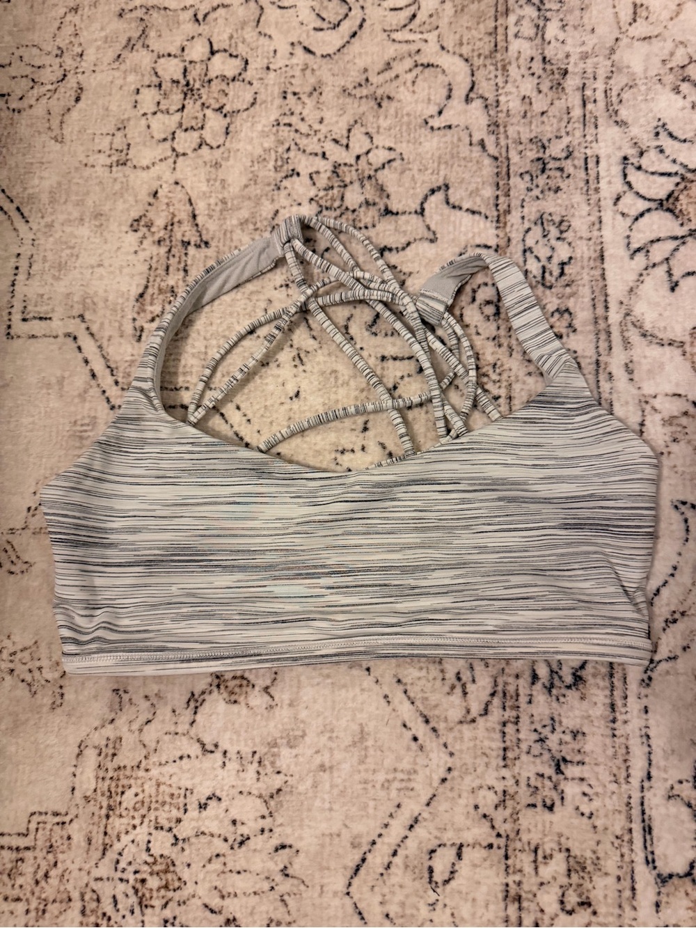 lululemon athletica Light Gray Strappy Sports Bra with Multi-Striped Texture